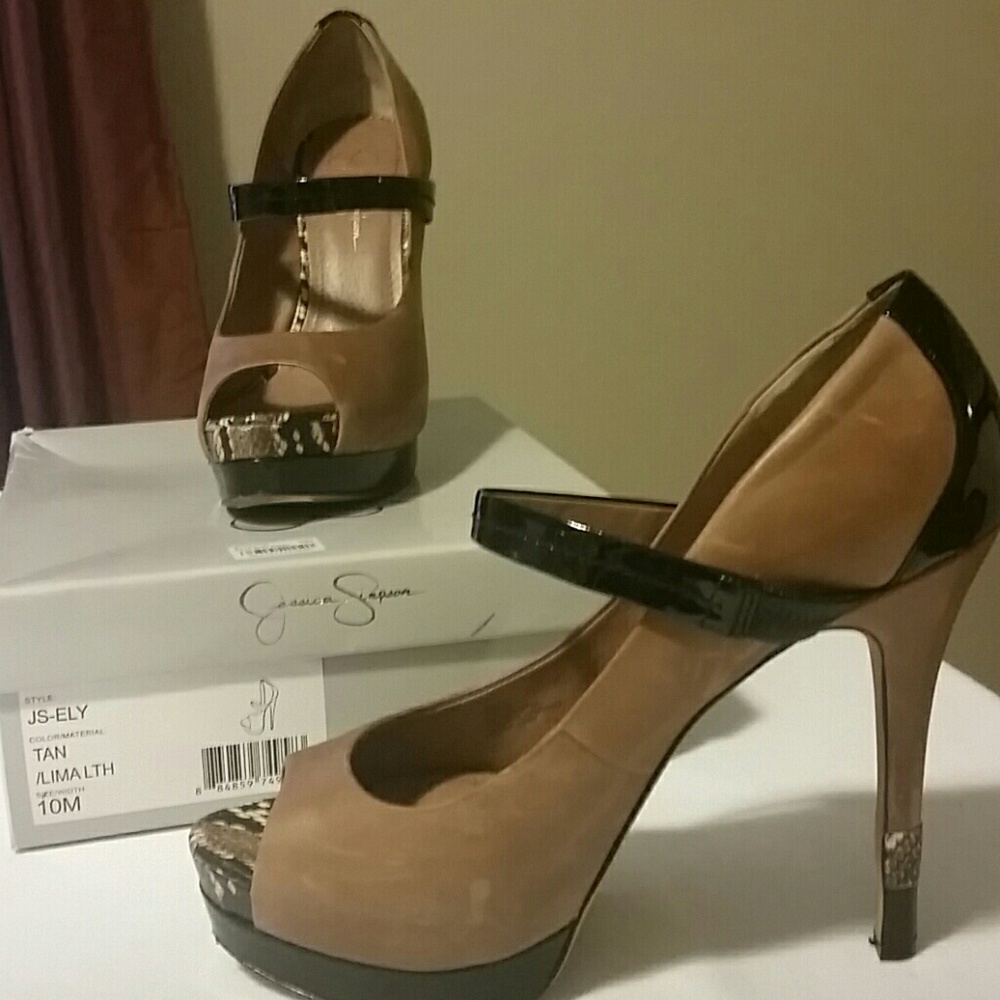 Jessica Simpson Pumps